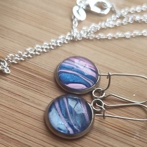 Acrylic Dangle Earrings w Pendant Necklace